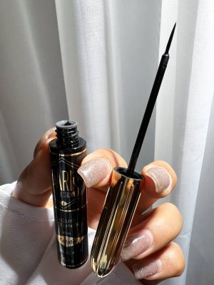 خط چشم مویی پاریس