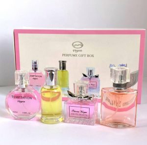 پک ادکلن زنانه فرانسه وی یس (پک صورتی )