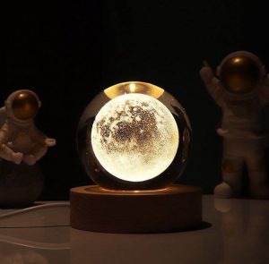 گوی شیشه ای 3D طرح ماه